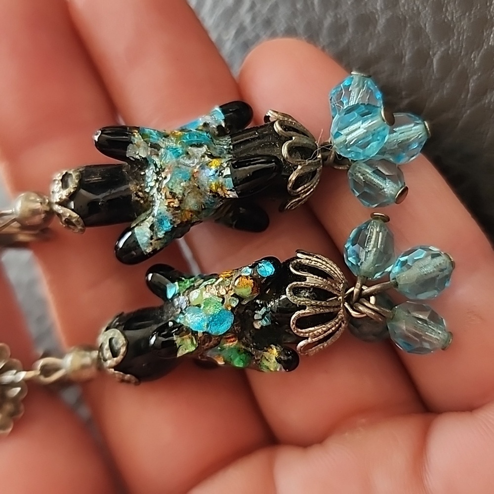 VTG clip on earrings - Picture 6 of 9